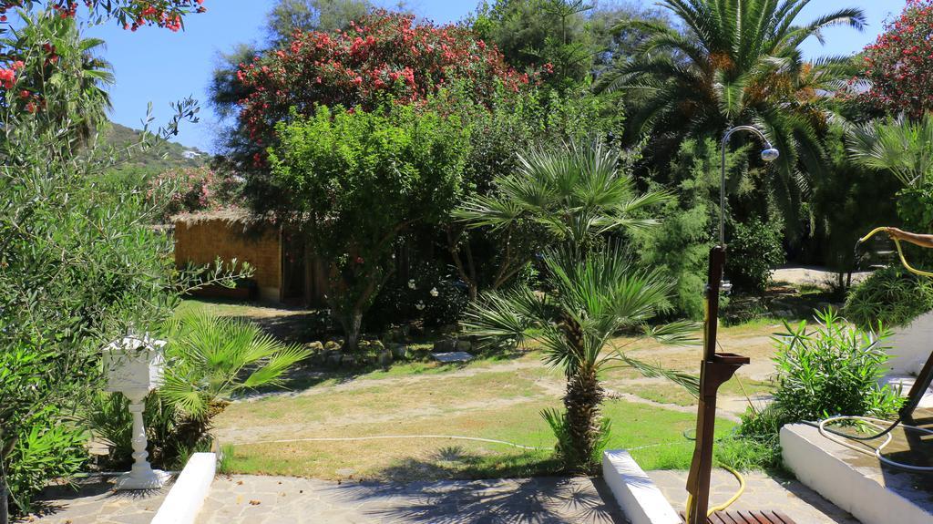 Cala Cavone Guest House Ponza Ngoại thất bức ảnh