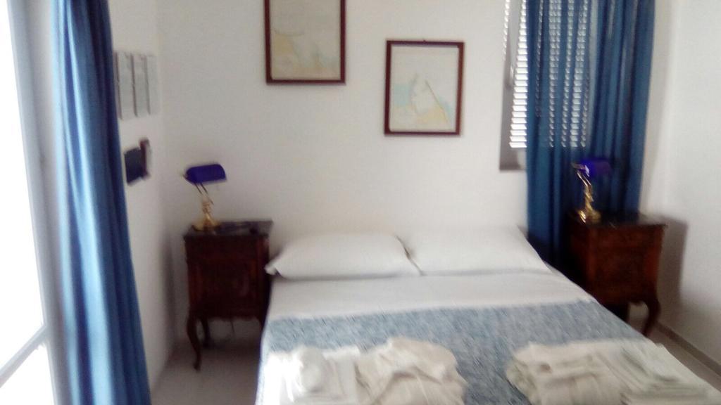 Cala Cavone Guest House Ponza Ngoại thất bức ảnh