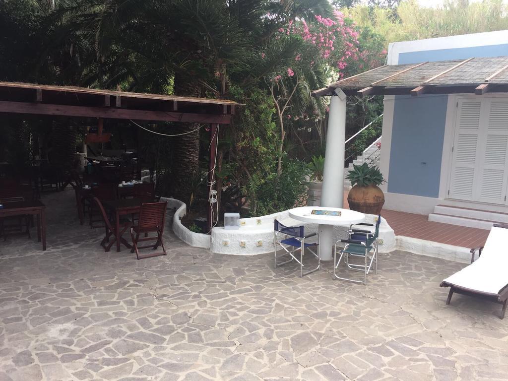 Cala Cavone Guest House Ponza Ngoại thất bức ảnh