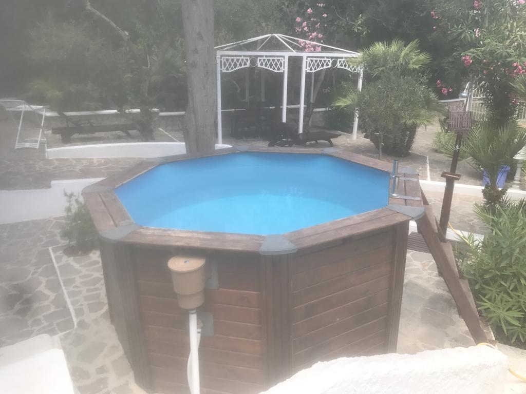 Cala Cavone Guest House Ponza Ngoại thất bức ảnh